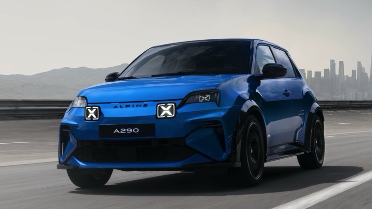 2024 Alpine A290 electric car