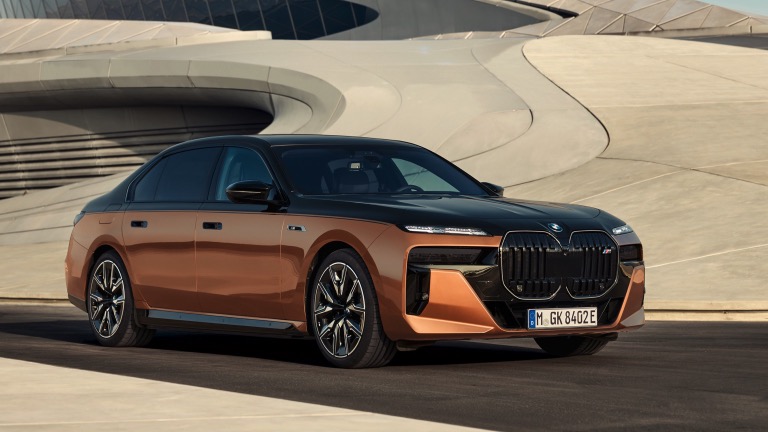 BMW i7 M70 2023 - Image 1