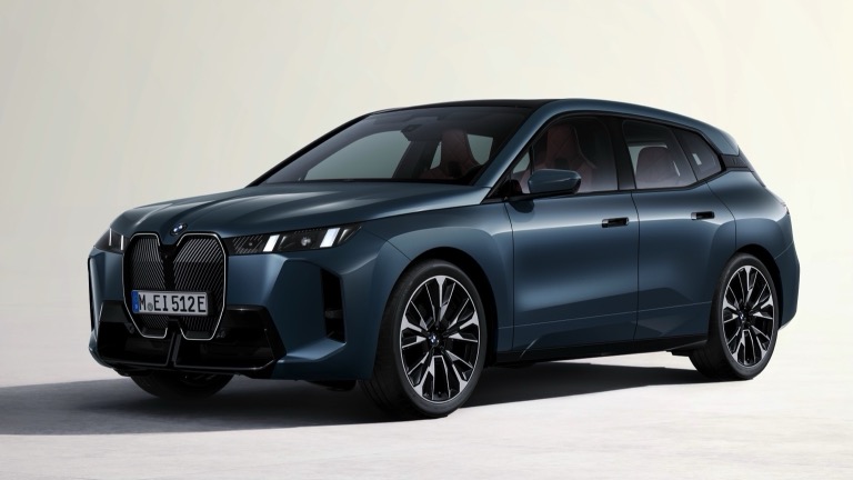 2025 BMW iX xDrive45 electric car