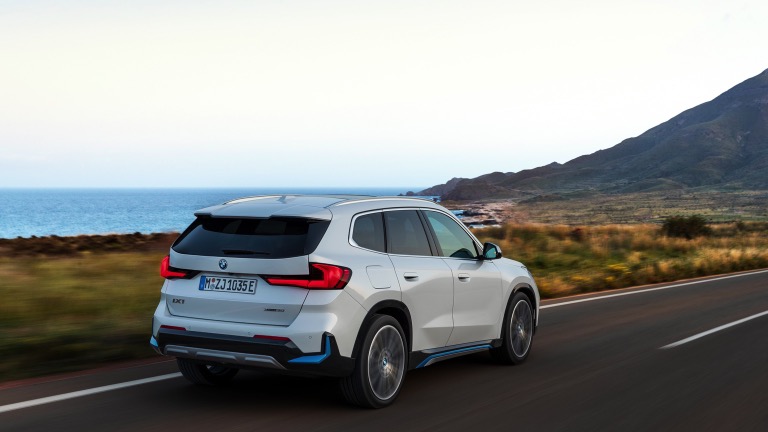BMW iX1 eDrive20 2022 - Image 2