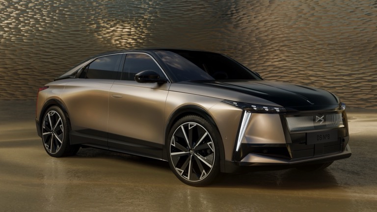 DS Automobiles N°8 AWD Long Range 2024 - Image 1