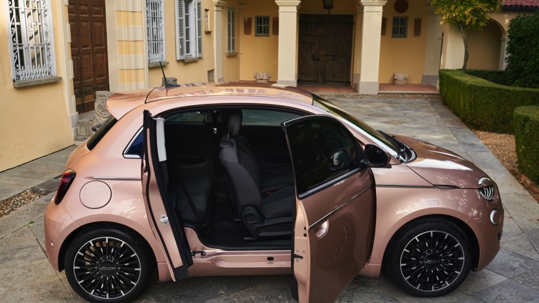 Fiat 500e 3+1 2020 - Image 2