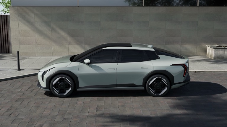 Kia EV4 Fastback 2025 - Image 2