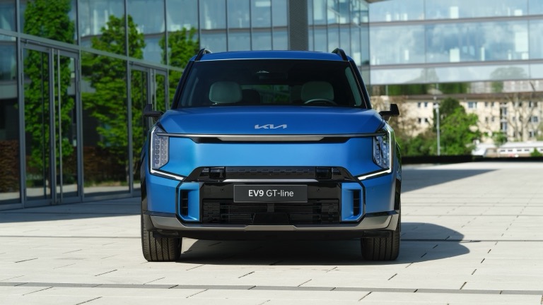 Kia EV9 GT-Line 2023 - Image 2