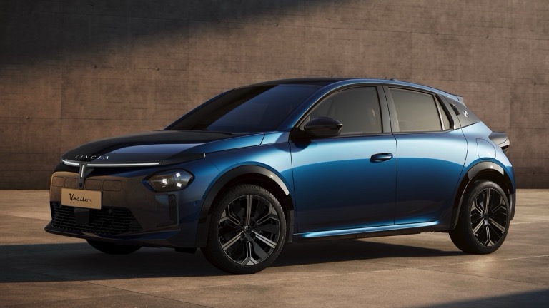 2025 Lancia Ypsilon electric car