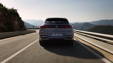 Mercedes-Benz GLC 400 4MATIC 2026 - Image 3