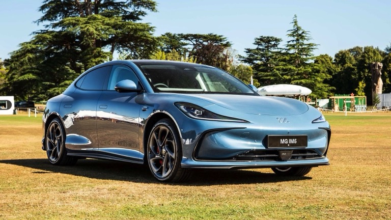 2025 MG IM5 electric car