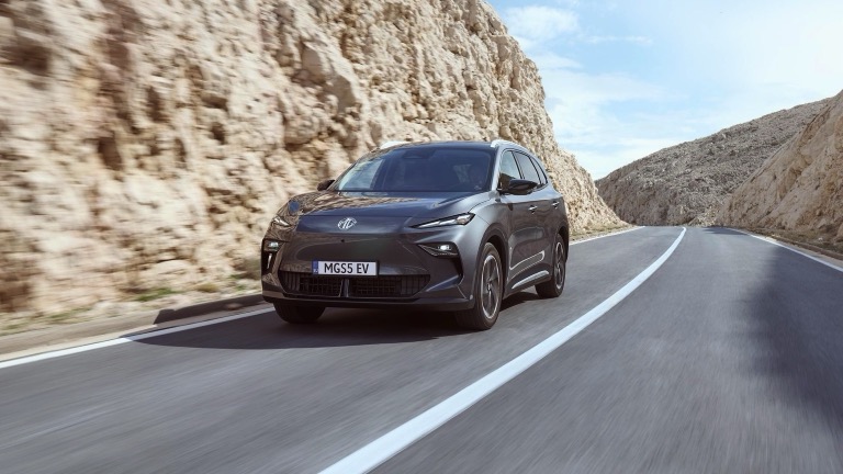 MG MGS5 EV 2025 - Image 2