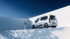 Opel Combo-e Life 2024 - Image 4