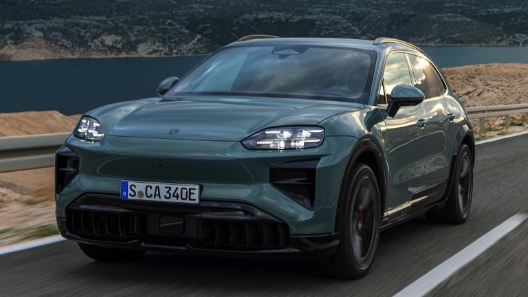 Porsche Cayenne Turbo Electric 2026 - Image 1