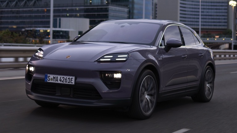 Porsche Macan 4 Electric 2024 - Image 1