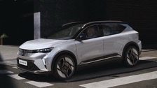 Renault Scenic E-Tech 2025 - Image 4