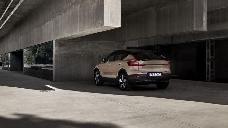 Volvo EC40 2025 - Image 2