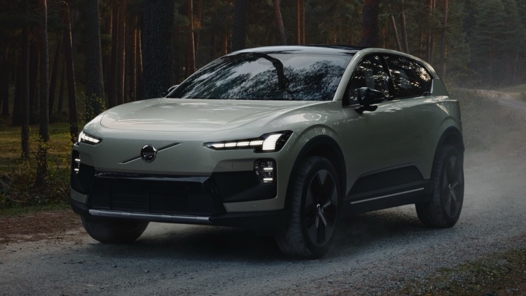 Volvo EX60 Cross Country P10 AWD 2027 - Image 1